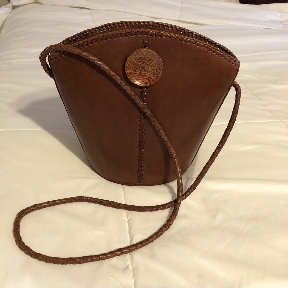 Vintage genuine leather brown bucket handbag by Inge Sport
